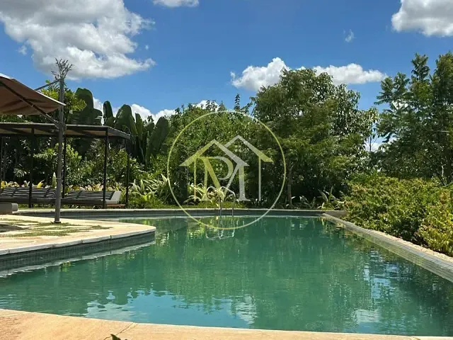 Casa com 3400m² 5 quartos e 6 banheiros, à venda ou para alugar, no bairro Área residencial em Porto Feliz