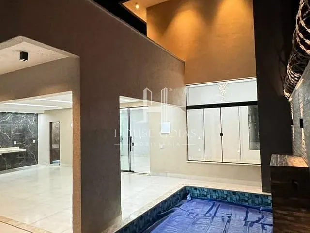 Casa com 300m² 3 quartos e 4 banheiros, à venda, no bairro Residencial Monte Cristo em Trindade