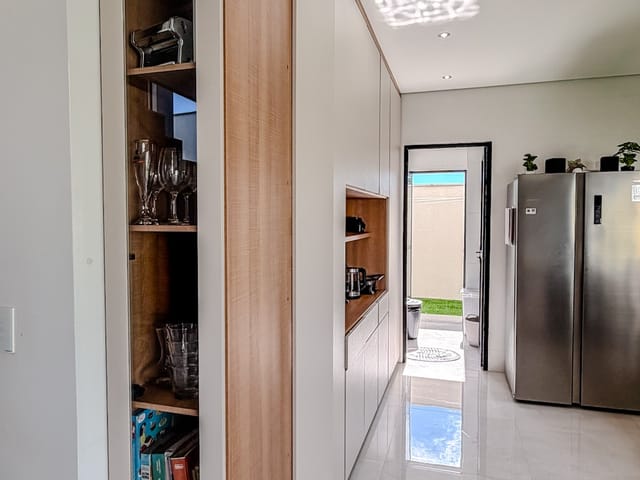 Casa com 455m² 3 quartos e 3 banheiros, à venda, no bairro Alphaville em Rio das Ostras
