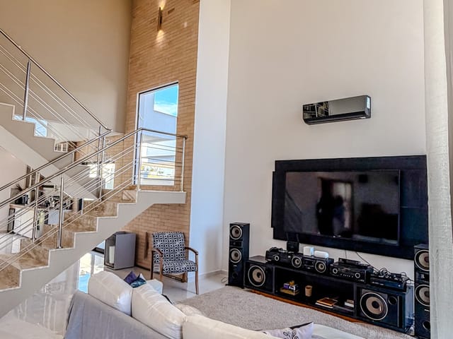 Casa com 455m² 3 quartos e 3 banheiros, à venda, no bairro Alphaville em Rio das Ostras