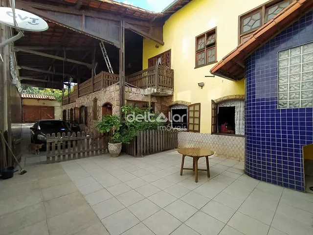 Casa com 360m² 4 quartos e 6 banheiros, à venda, no bairro Rio Branco em Belo Horizonte