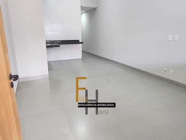 Casa com 150m² 3 quartos e 2 banheiros, à venda, no bairro Parque João Braz - Cidade Industrial em Goiânia