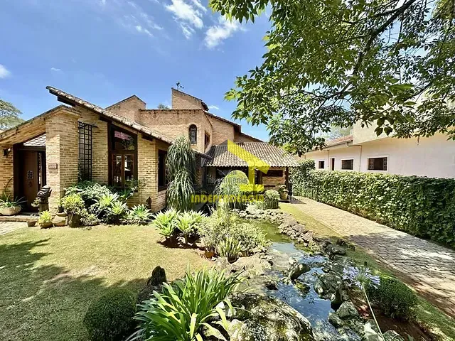Casa com 680m² 4 quartos e 6 banheiros, à venda, no bairro Jardim do Golf I em Jandira