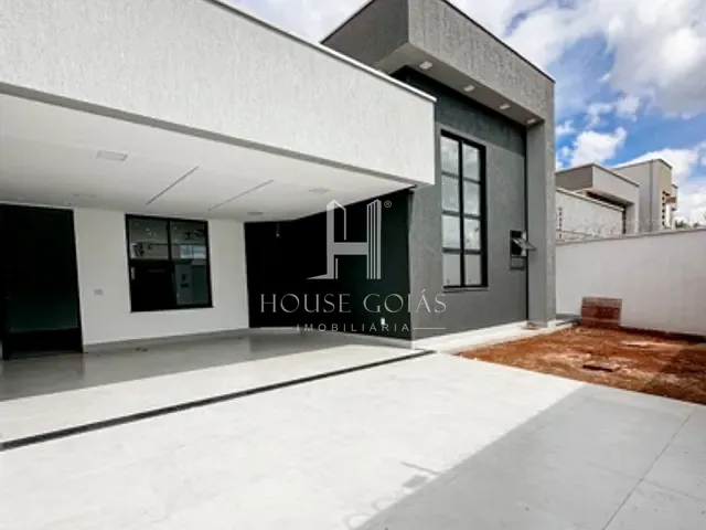 Casa com 240m² 3 quartos e 3 banheiros, à venda, no bairro Setor Três Marias em Goiânia