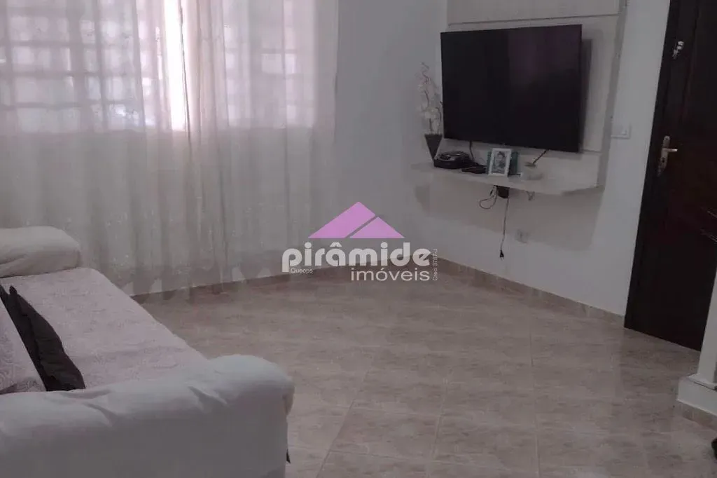 Casa, 4 quartos, 131 m² - Foto 1