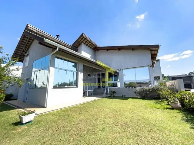Casa com 680m² 3 quartos e 1 banheiro, à venda, no bairro Parque Rincão em Cotia