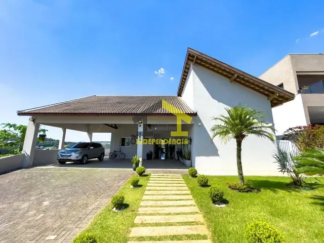 Casa com 680m² 3 quartos e 1 banheiro, à venda, no bairro Parque Rincão em Cotia
