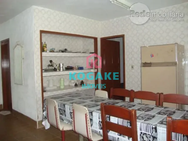 Casa com 372m² 2 quartos e 1 banheiro, à venda, no bairro Indaiá em Caraguatatuba