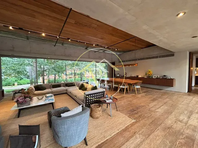 Casa com 1800m² 6 quartos e 7 banheiros, à venda, no bairro Área residencial em Porto Feliz