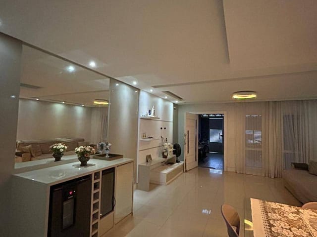 Casa 4 quartos e 4 banheiros, à venda, no bairro Jardim Vitória em Macaé