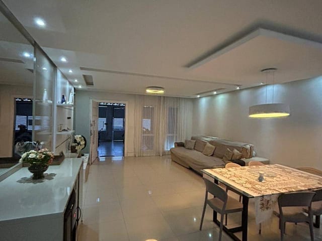 Casa 4 quartos e 4 banheiros, à venda, no bairro Jardim Vitória em Macaé