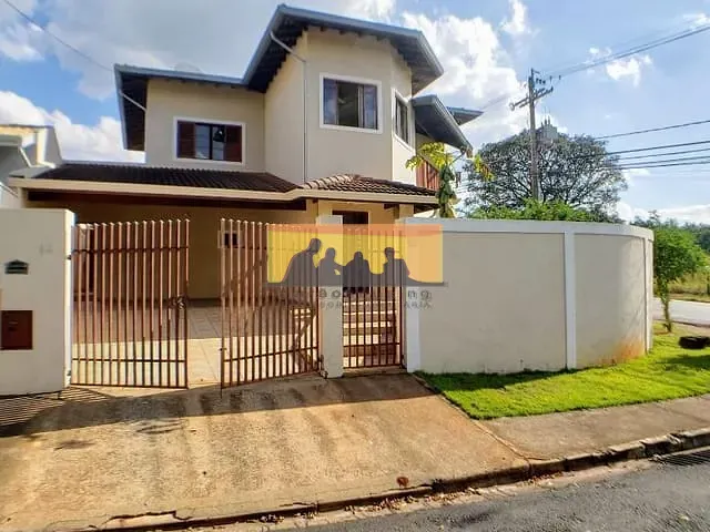 Casa com 314m² 3 quartos e 4 banheiros, à venda, no bairro Jardim do Sol em Campinas