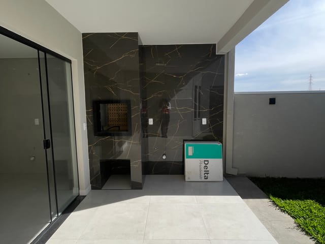 Casa 3 quartos e 2 banheiros, à venda, no bairro Cará-cará em Ponta Grossa