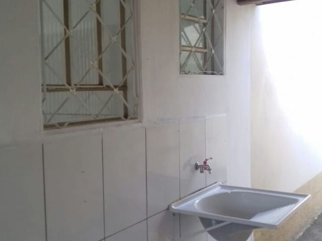 Casa com 165m² 2 quartos e 1 banheiro, à venda, no bairro Vista Alegre em Pindamonhangaba