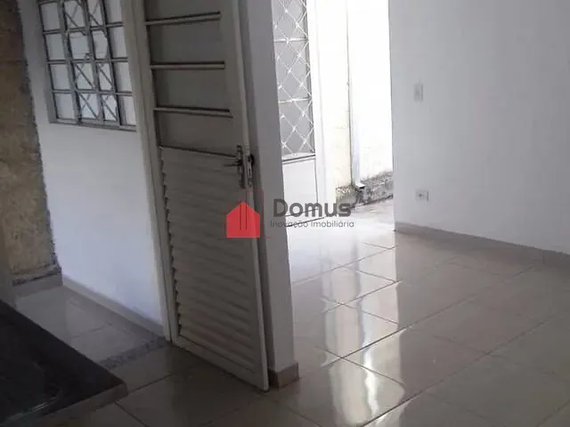 Casa com 165m² 2 quartos e 1 banheiro, à venda, no bairro Vista Alegre em Pindamonhangaba