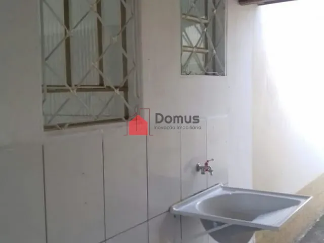 Casa com 165m² 2 quartos e 1 banheiro, à venda, no bairro Vista Alegre em Pindamonhangaba