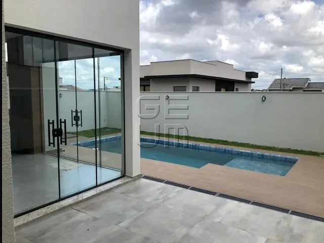 Casa com 256m² 3 quartos e 4 banheiros, à venda, no bairro Tauá Tangará em Londrina