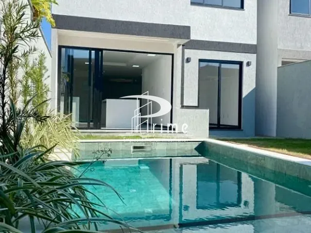Casa com 285m² 4 quartos e 6 banheiros, à venda, no bairro Camboinhas em Niterói