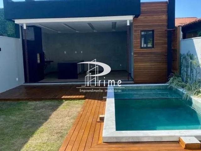 Casa com 285m² 4 quartos e 6 banheiros, à venda, no bairro Camboinhas em Niterói
