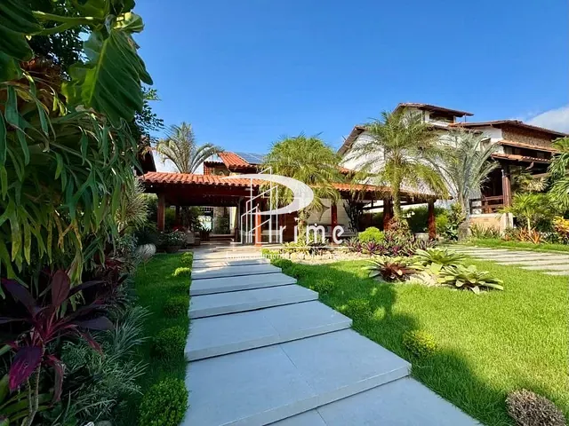 Casa com 450m² 3 quartos e 4 banheiros, à venda, no bairro Badu em Niterói