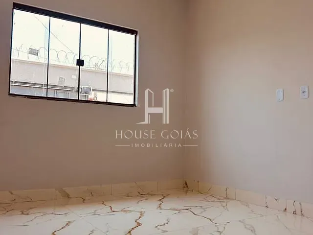 Casa com 189m² 2 quartos e 2 banheiros, à venda, no bairro Jardim Iracema em Aparecida de Goiânia