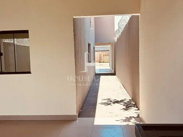 Casa com 189m² 2 quartos e 2 banheiros, à venda, no bairro Jardim Iracema em Aparecida de Goiânia