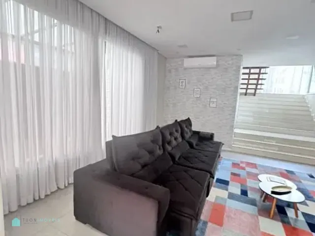 Casa com 360m² 3 quartos e 4 banheiros, à venda, no bairro Sítio do Morro em Santana de Parnaíba