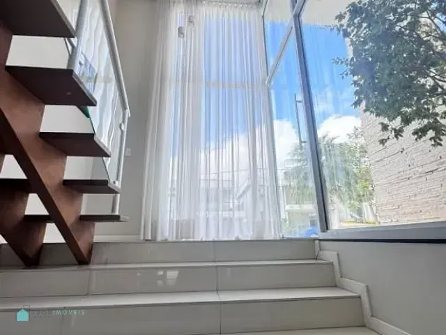 Casa com 360m² 3 quartos e 4 banheiros, à venda, no bairro Sítio do Morro em Santana de Parnaíba
