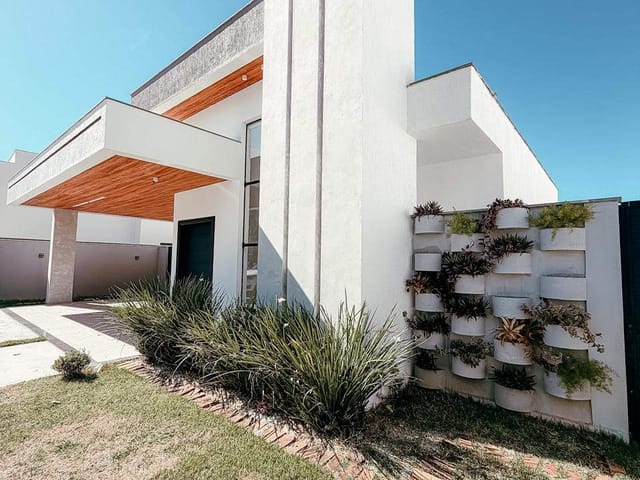 Casa 3 quartos e 3 banheiros, à venda, no bairro Alphaville em Rio das Ostras