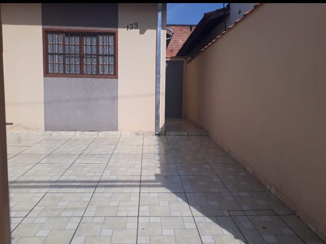 Casa com 125m² 2 quartos e 1 banheiro, à venda, no bairro Residencial Maricá em Pindamonhangaba