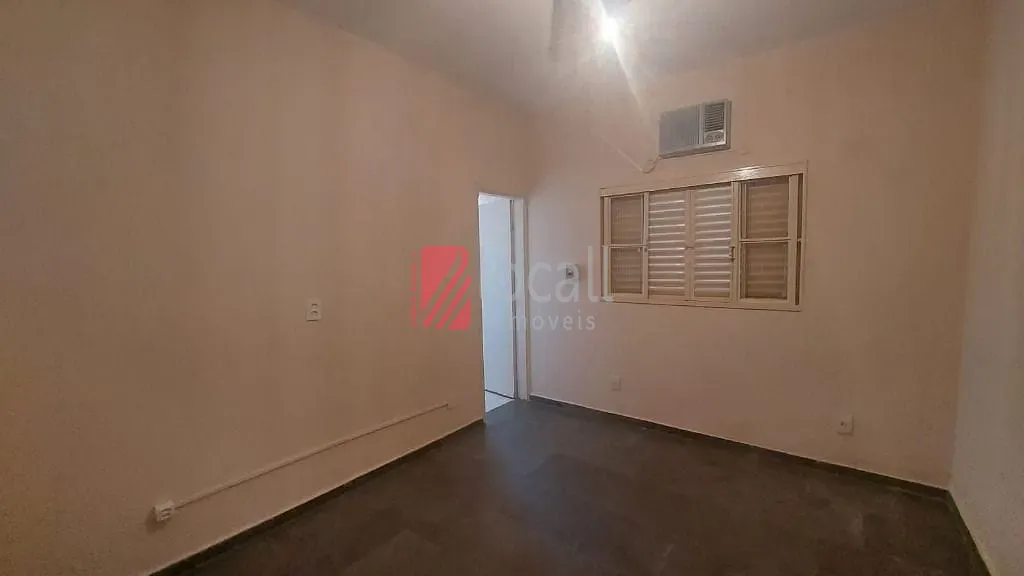 Casa com 3 quartos para aluguel, 217m² — foto 11 de 14
