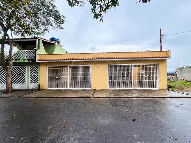 Casa com 372m² 4 quartos e 3 banheiros, à venda, no bairro Vila Gilda em São Paulo