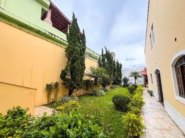 Casa com 372m² 4 quartos e 3 banheiros, à venda, no bairro Vila Gilda em São Paulo