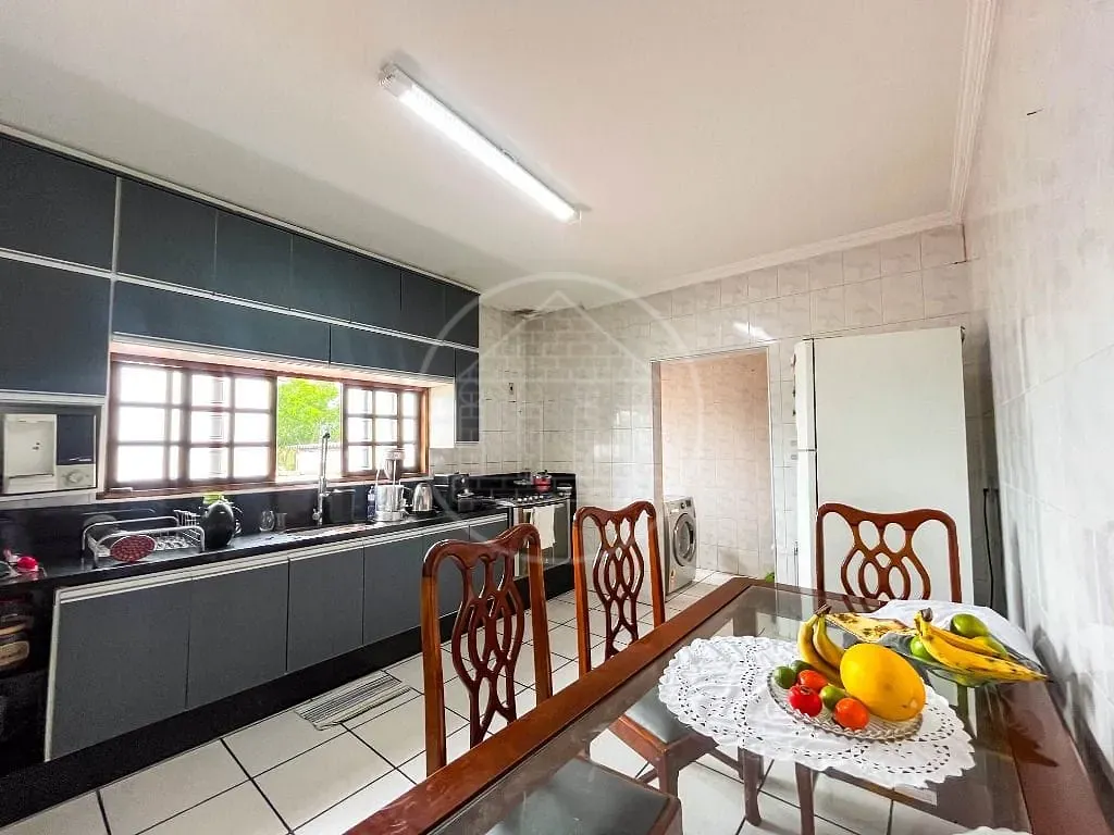 Casa, 4 quartos, 303 m² - Foto 26