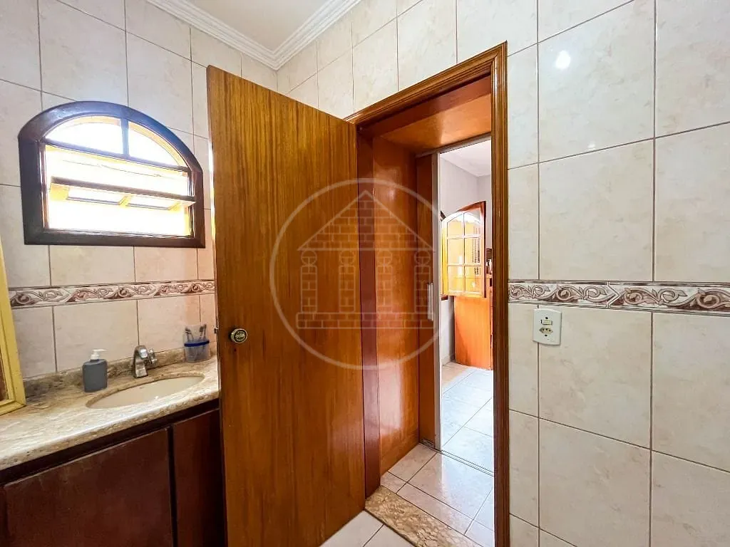 Casa, 4 quartos, 303 m² - Foto 35