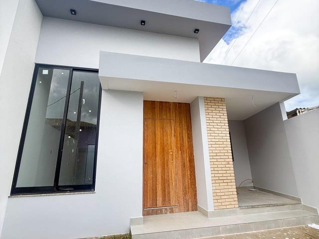 Casa com 149m² 3 quartos e 2 banheiros, à venda, no bairro Vale das Palmeiras em Macaé