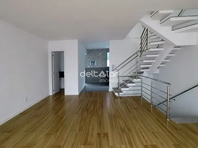 Casa com 200m² 3 quartos e 2 banheiros, à venda, no bairro Itapoã em Belo Horizonte