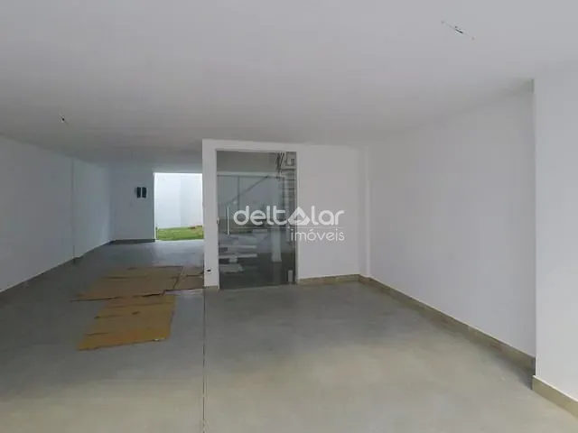 Casa com 200m² 3 quartos e 2 banheiros, à venda, no bairro Itapoã em Belo Horizonte