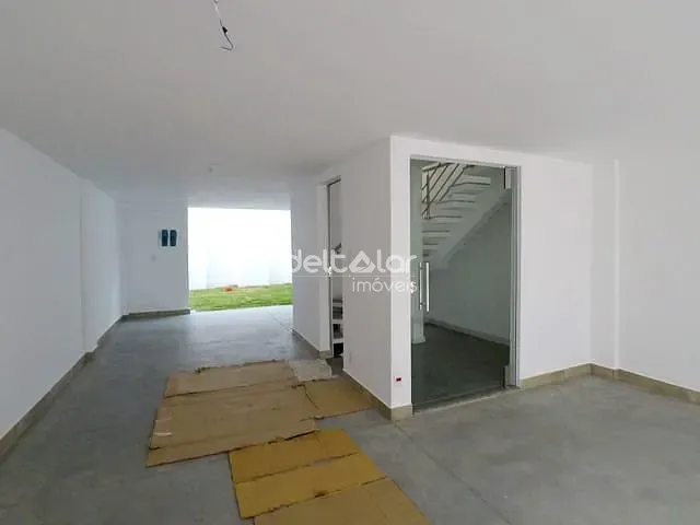 Casa com 200m² 3 quartos e 2 banheiros, à venda, no bairro Itapoã em Belo Horizonte