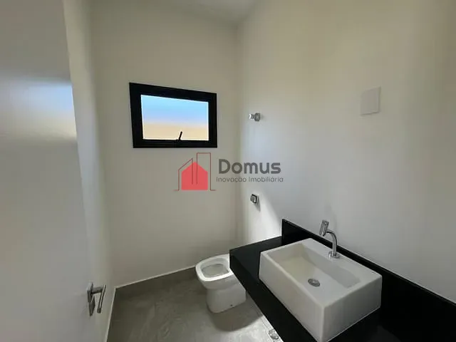 Casa com 518m² 3 quartos e 3 banheiros, à venda, no bairro Alto do Cardoso em Pindamonhangaba