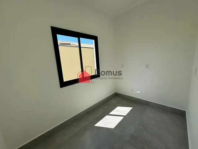 Casa com 518m² 3 quartos e 3 banheiros, à venda, no bairro Alto do Cardoso em Pindamonhangaba