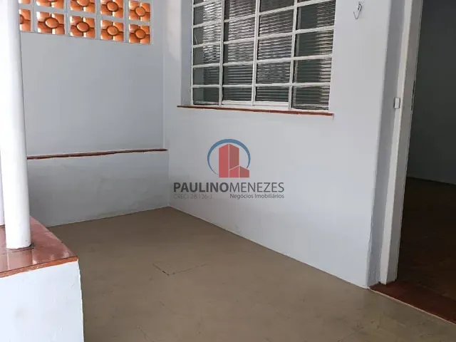 Casa com 540m² 3 quartos e 1 banheiro, para alugar, no bairro Vila Cordenonsi em Americana