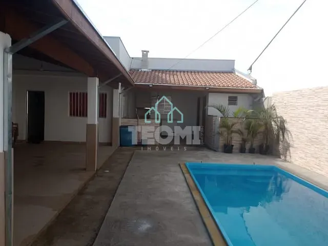 Casa 1 quarto e 3 banheiros, à venda, no bairro Residencial Estoril em Taubaté