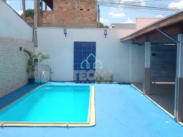 Casa 1 quarto e 3 banheiros, à venda, no bairro Residencial Estoril em Taubaté