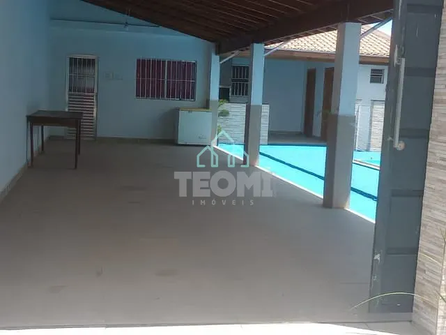 Casa 1 quarto e 3 banheiros, à venda, no bairro Residencial Estoril em Taubaté