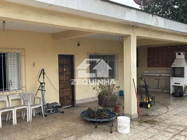 Casa com 250m² 3 quartos e 1 banheiro, à venda, no bairro Jardim de Abril em Sao Paulo