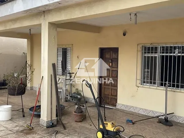 Casa com 250m² 3 quartos e 1 banheiro, à venda, no bairro Jardim de Abril em Sao Paulo