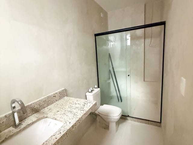 Casa com 100m² 2 quartos e 2 banheiros, à venda, no bairro Vale das Palmeiras em Macaé