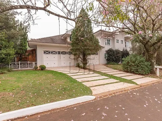 Casa com 1100m² 4 quartos e 7 banheiros, à venda, no bairro Esperança em Londrina
