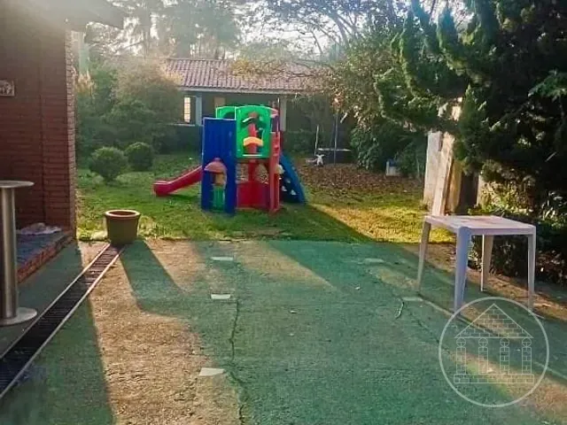 Casa com 504m² 2 quartos e 3 banheiros, à venda, no bairro Parque do Terceiro Lago em São Paulo